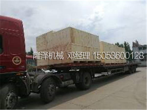 多台(tái)電加熱餡料(liào)攪拌炒(chǎo)鍋裝車完畢發往馬來西亞