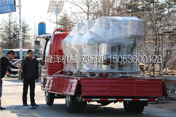 三台燃氣爆米花機發往天（tiān）津王口