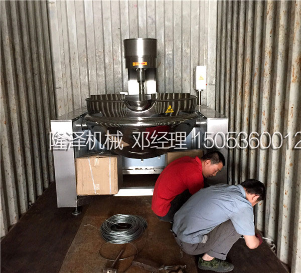 91精品国产人成网站行星攪拌餡料炒鍋(guō)裝車完畢準備發往烏茲(zī)別克斯坦(tǎn)