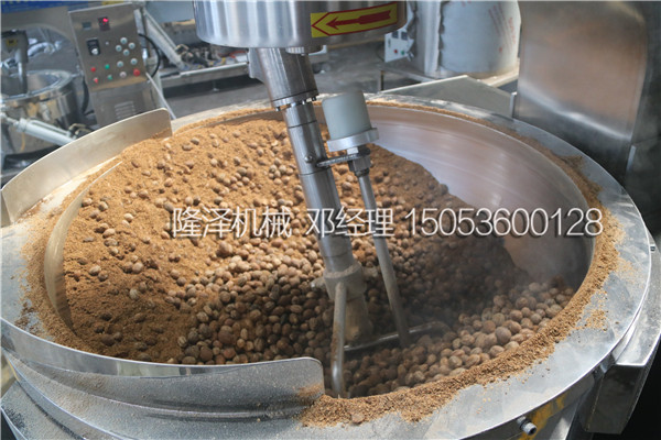 河北邯鄲趙總和李總到（dào）廠試（shì）機LZ-1000B電磁炒藥機現（xiàn）