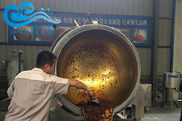 大型醬料炒（chǎo）鍋