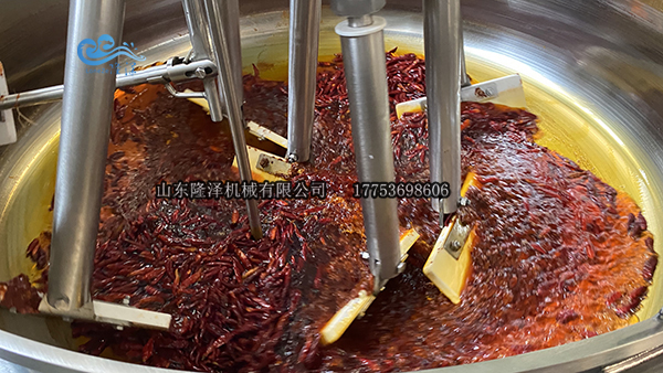 辣椒（jiāo）醬炒鍋